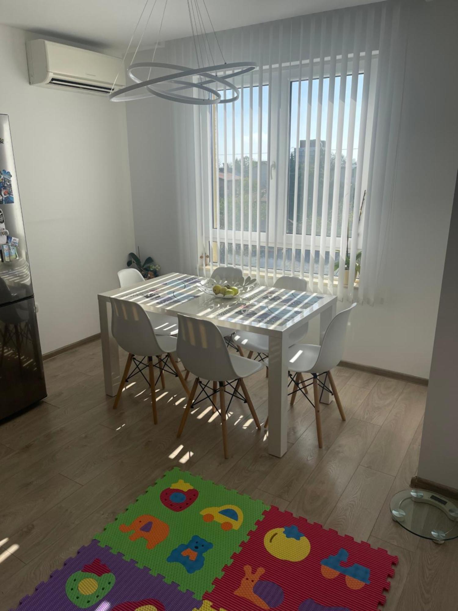 Briz Apartment; 2 Bdr; 6 Guests; Private Parking Варна Екстериор снимка